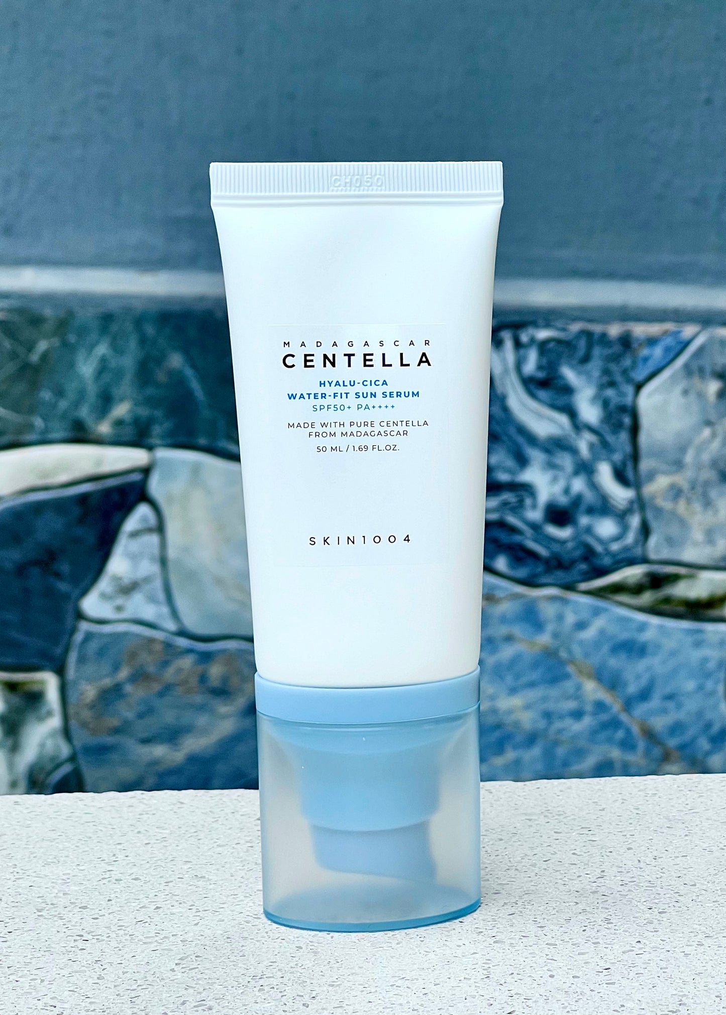 Skin 1004 Centella Madagascar Hyalu-Cica Water-Fit Sun Serum SPF50+ PA++++